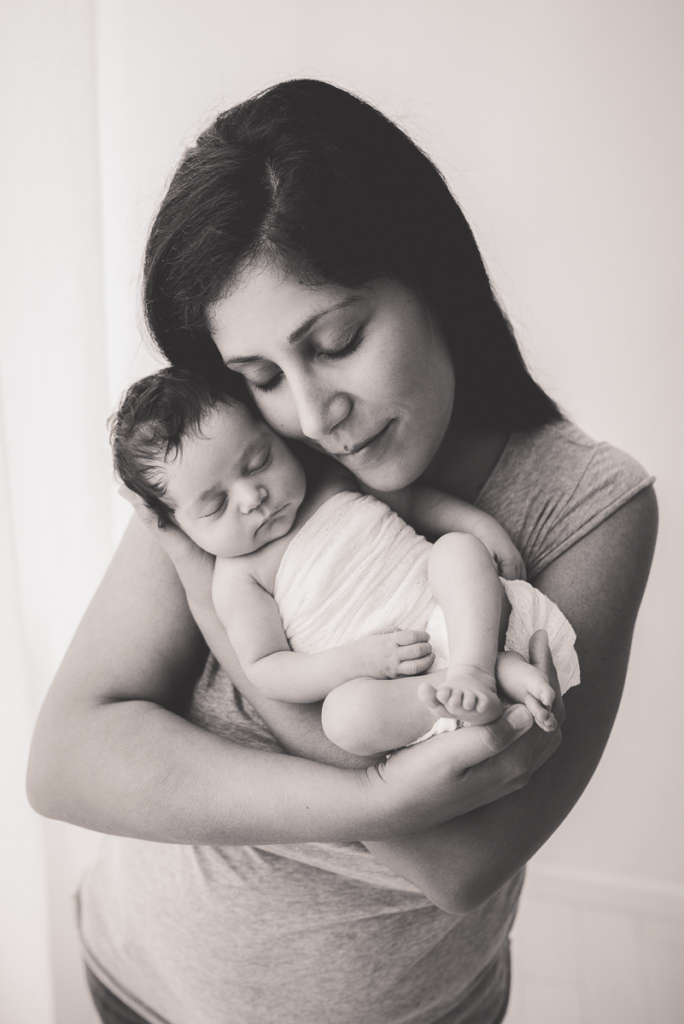 Newborn mamma e neonata